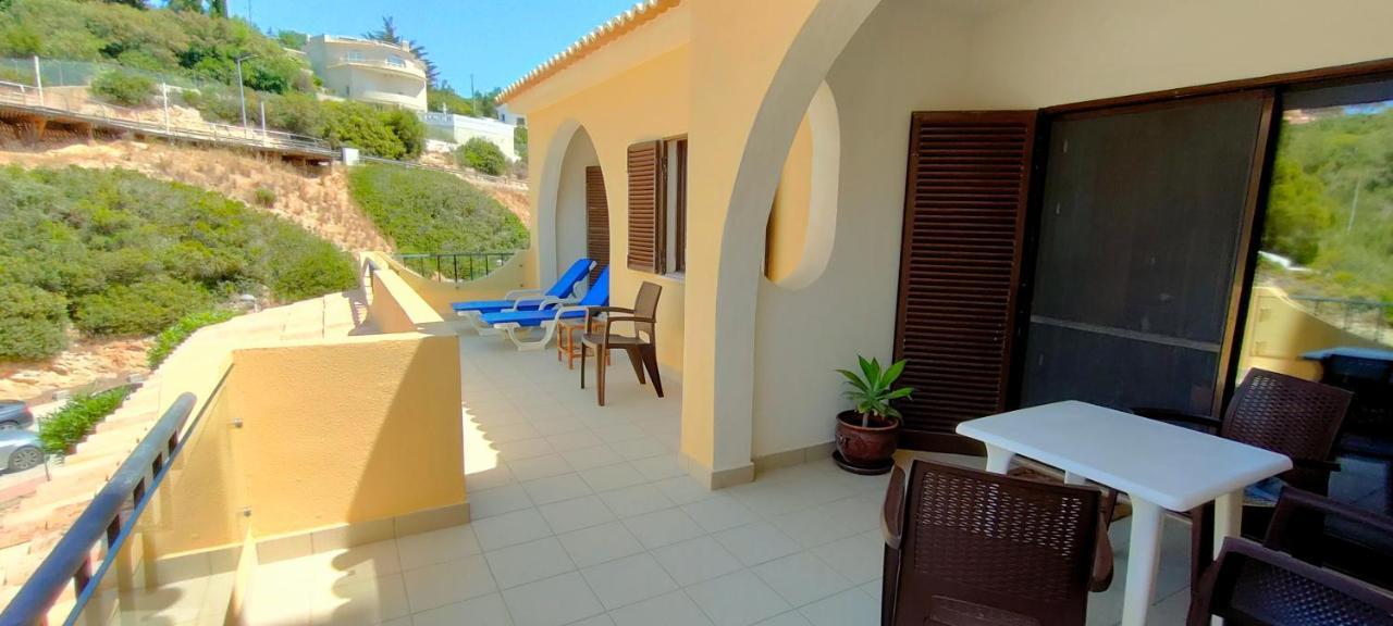 Centeanes Beach Apartment Карвоейру Экстерьер фото