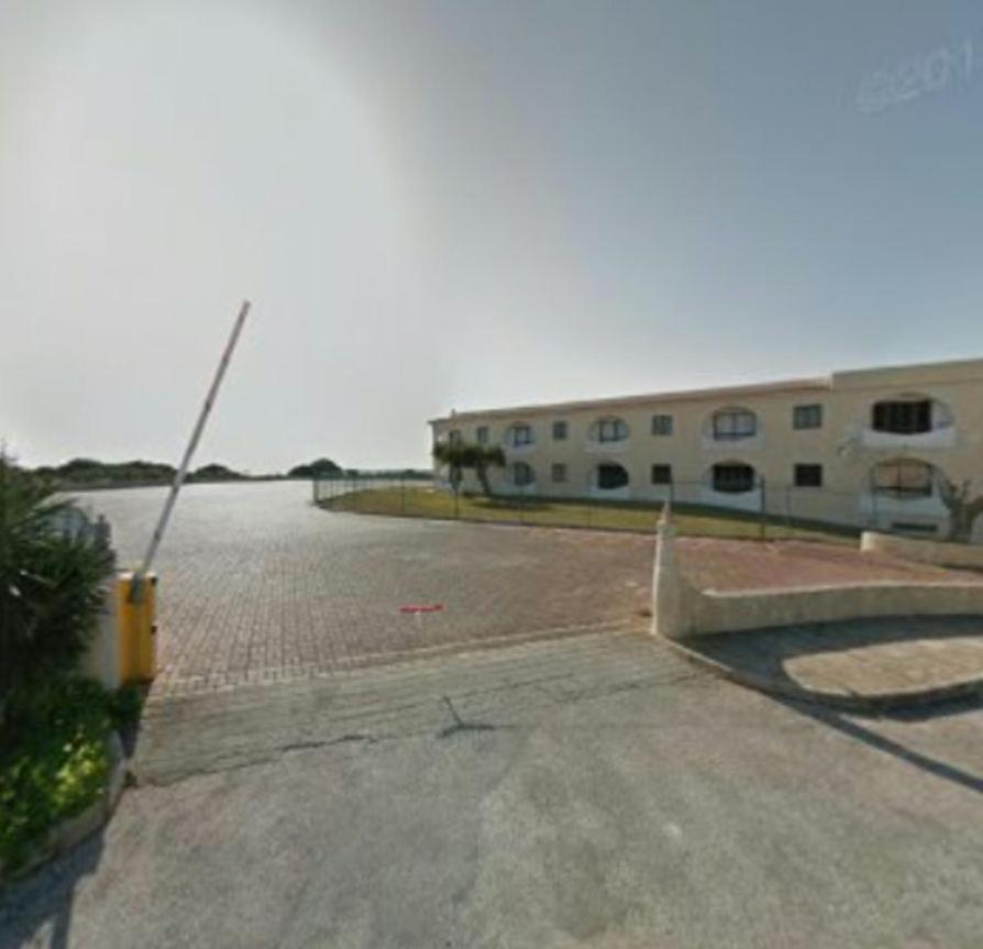 Centeanes Beach Apartment Карвоейру Экстерьер фото
