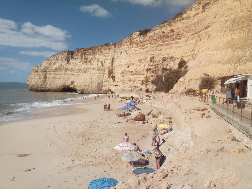 Centeanes Beach Apartment Карвоейру Экстерьер фото